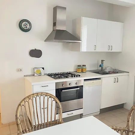 Trilocale 200 Mt Mare Giardino Posto Auto *