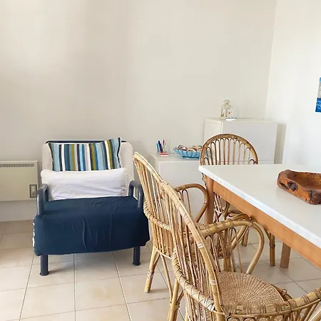 Trilocale 200 Mt Mare Giardino Posto Auto Διαμέρισμα *